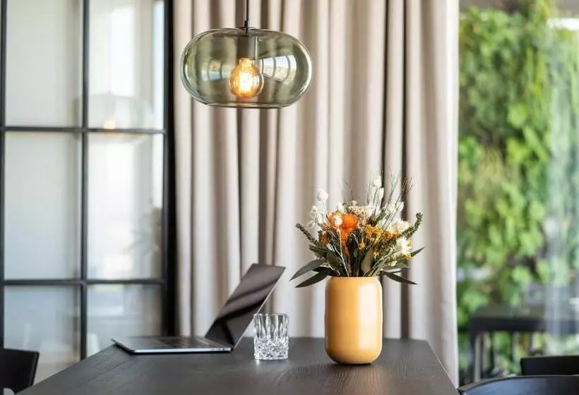 Black F Tower   Serviced Apartments