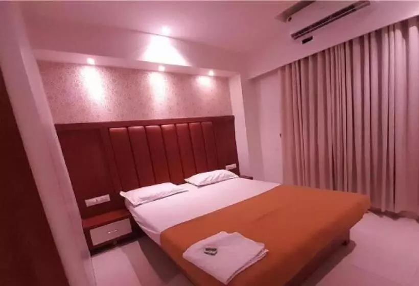 Hotelli Atithi Lodging & Boarding By Wb Inn