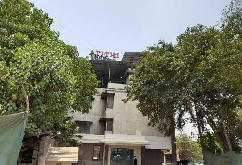 Hotelli Atithi Lodging & Boarding By Wb Inn