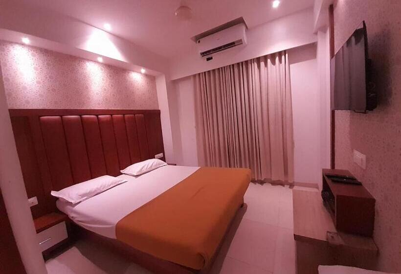 בית מלון כפרי Atithi Lodging & Boarding By Wb Inn