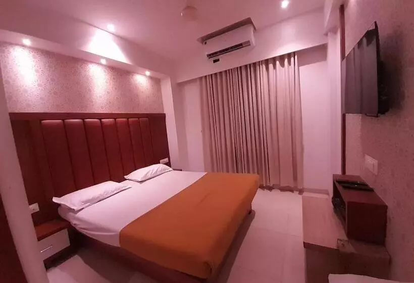 Hotelli Atithi Lodging & Boarding By Wb Inn
