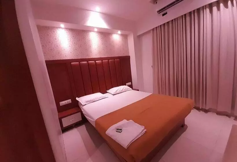 Hotelli Atithi Lodging & Boarding By Wb Inn