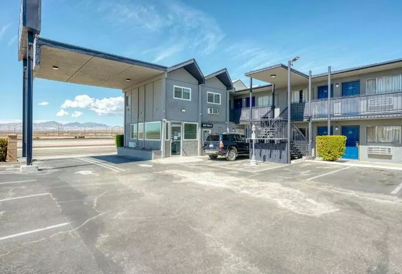 Hotelli Erth Inn By Aga  Mojave