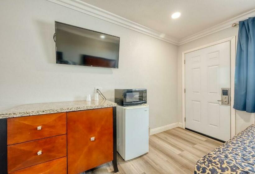 酒店 Erth Inn By Aga  Mojave