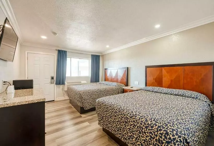 Hotelli Erth Inn By Aga  Mojave