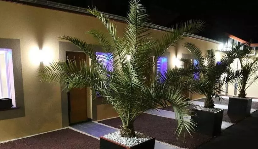 Hotelli Hôtel Center Saint Quentin Centre Gare