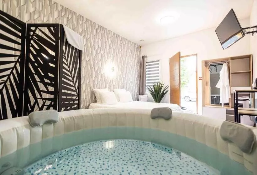 Hotelli Hôtel Center Saint Quentin Centre Gare