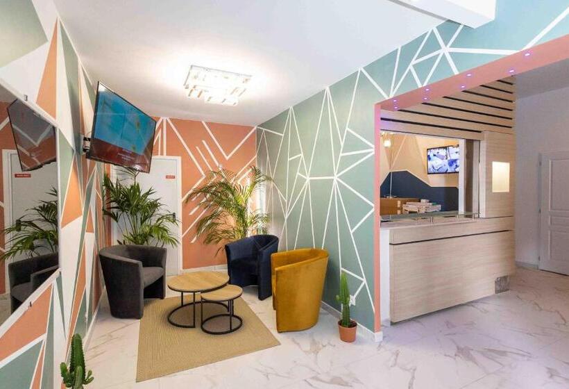 هتل Hôtel Center Saint Quentin Centre Gare