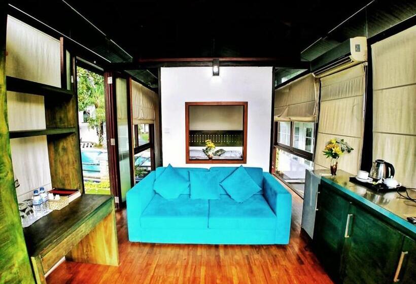 בית מלון כפרי Kolonne Riverside Garden