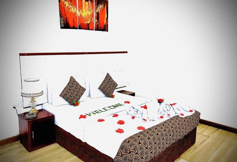 בית מלון כפרי Kolonne Riverside Garden