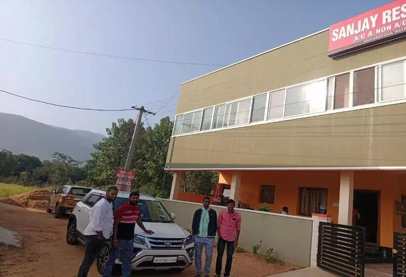 ホテル Oyo 85452 Sanjay Residency