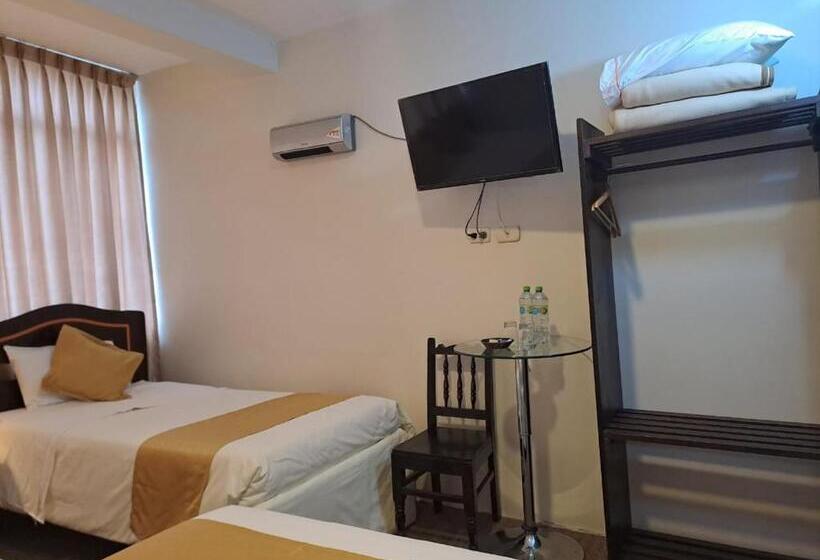 酒店 Real Excelencia