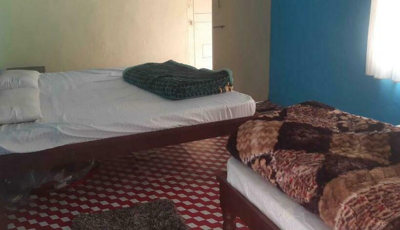 Hotel Spot On 91569 Ahaar