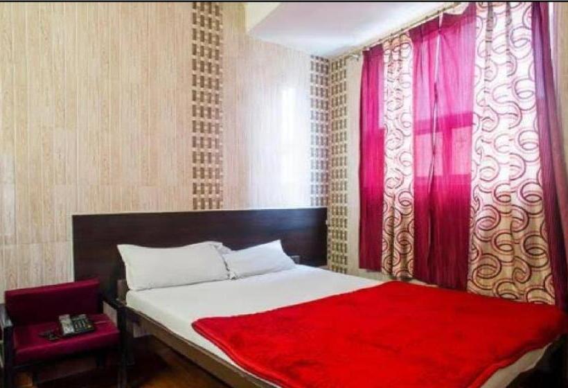 Отель Sumitra By Wb Inn