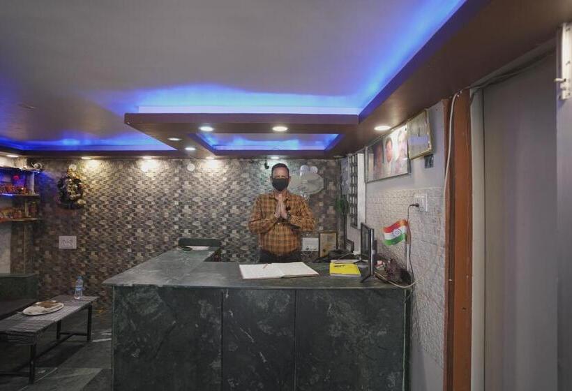 Отель Sumitra By Wb Inn