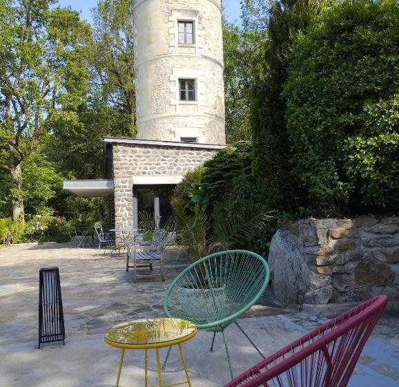 펜션 Chambres D Hôtes La Tour De Bellevue