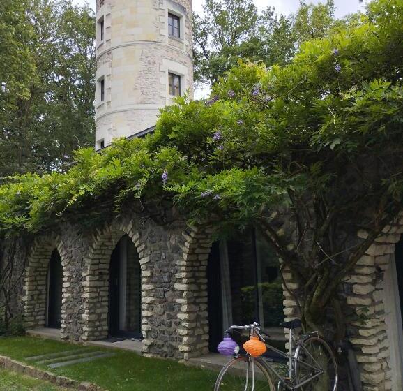 펜션 Chambres D Hôtes La Tour De Bellevue