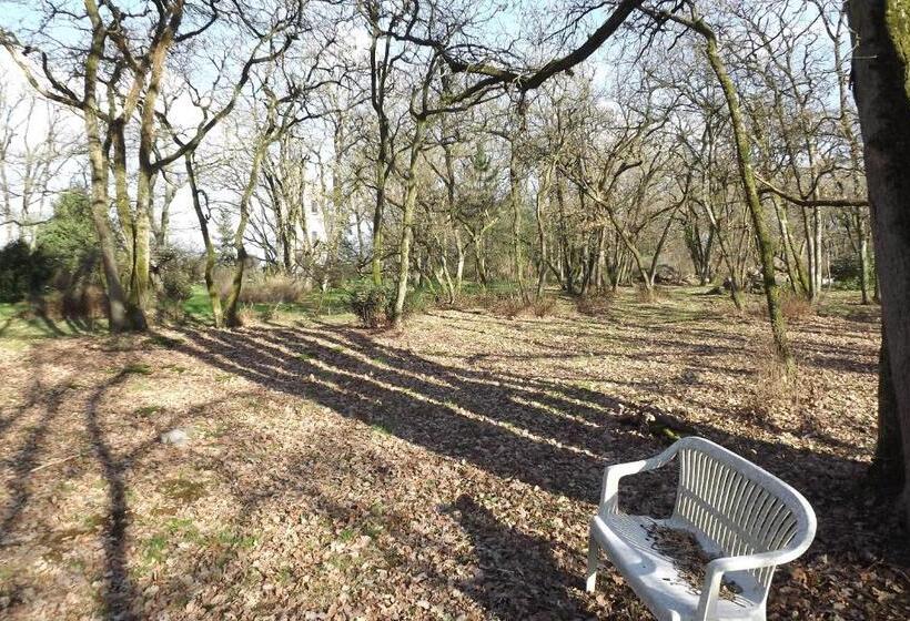 펜션 Chambres D Hôtes La Tour De Bellevue