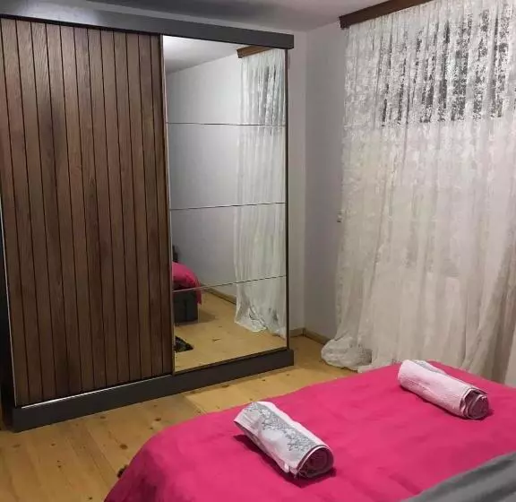 پانسیون Friendly House