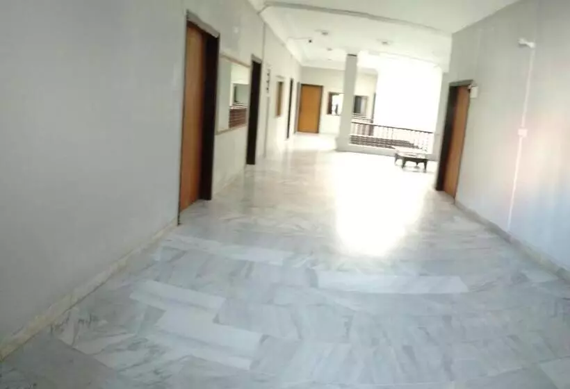 پانسیون Guest House One
