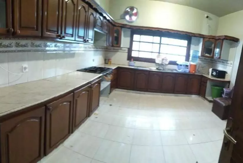 پانسیون Guest House One