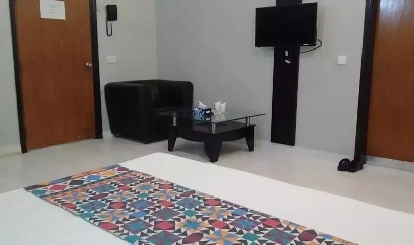 پانسیون Guest House One