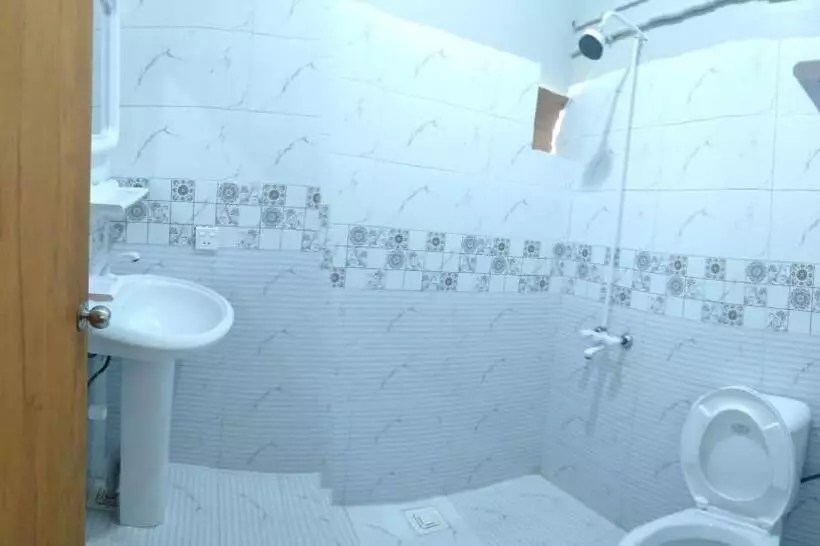 پانسیون Guest House One