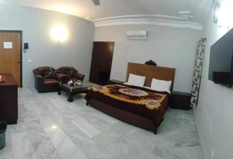 پانسیون Guest House One