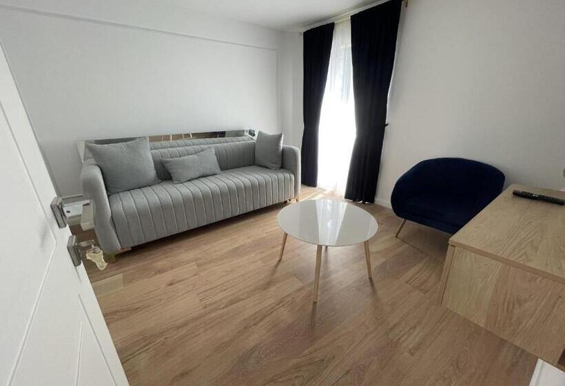 پانسیون Lungomare Apartments