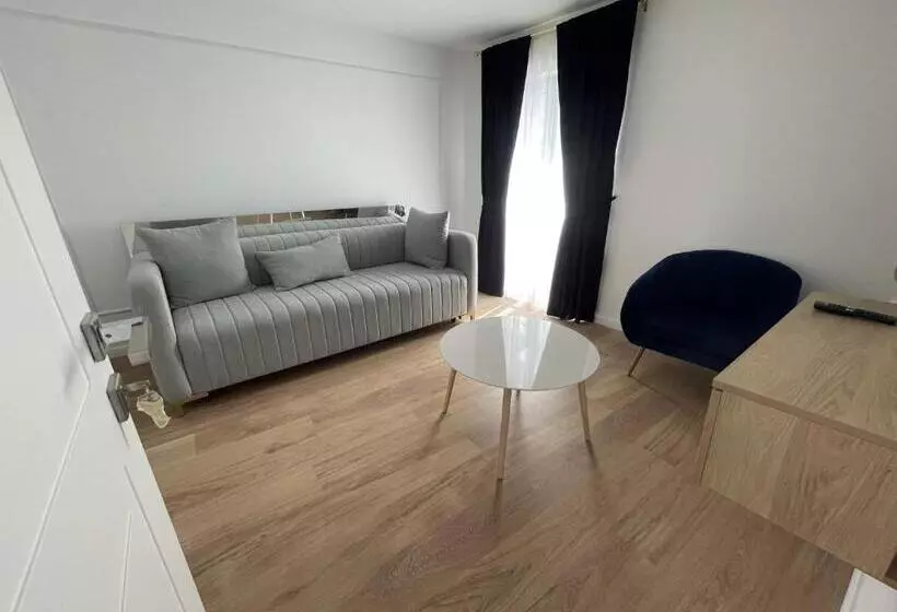 پانسیون Lungomare Apartments