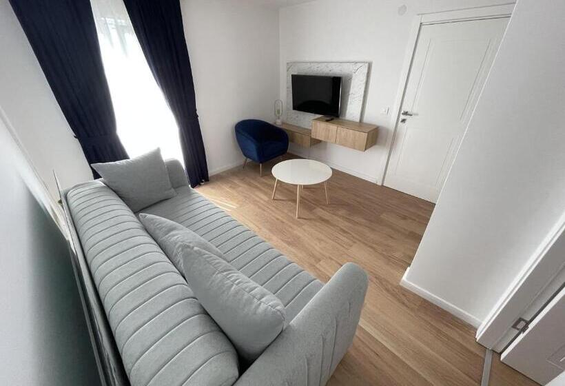 پانسیون Lungomare Apartments