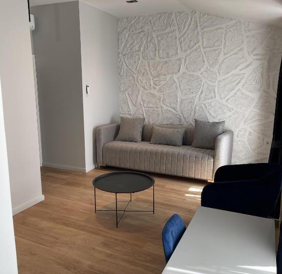 پانسیون Lungomare Apartments