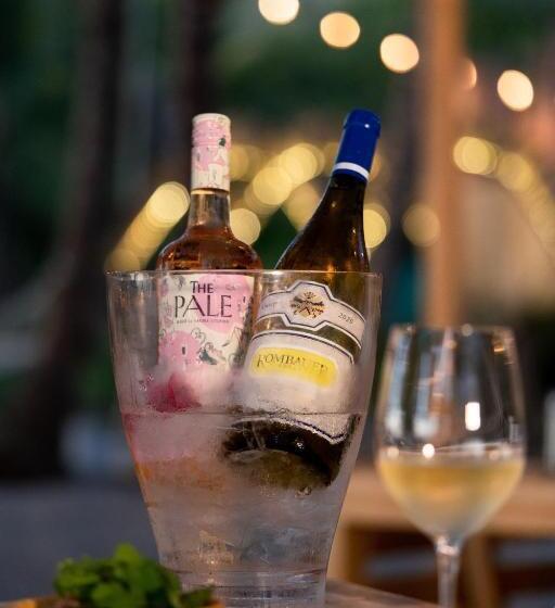 استراحتگاه Blue Mist Hotel  Adults Only