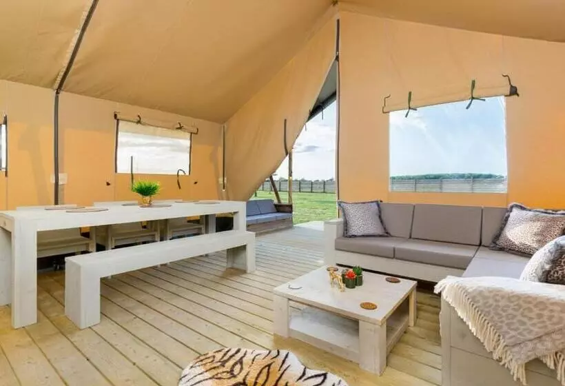 Lomakeskus Bowbrook Lodges