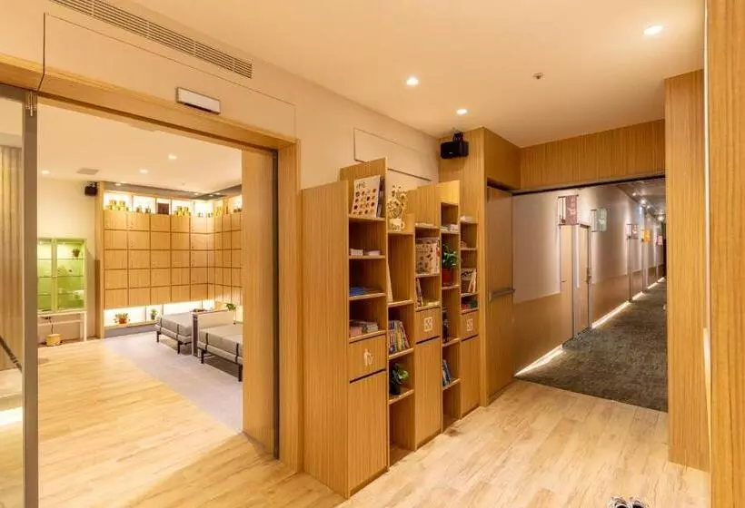 هاستل Cho Stay Capsule Hotel Taoyuan Airport T2