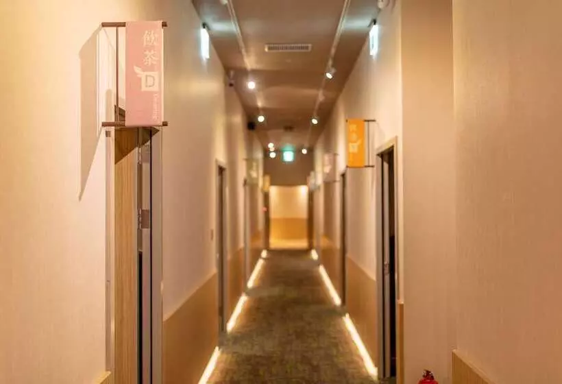 هاستل Cho Stay Capsule Hotel Taoyuan Airport T2