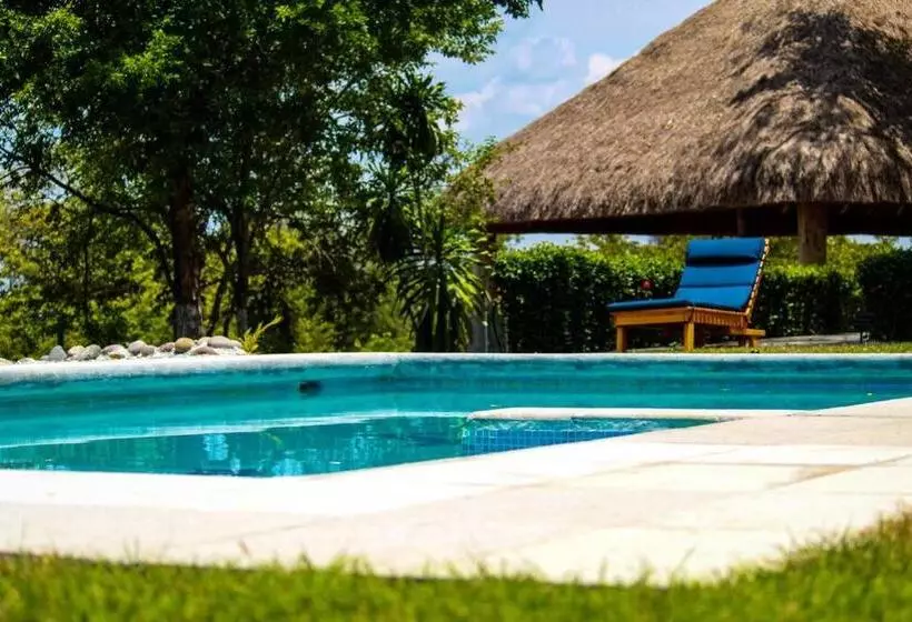 Retkeilymaja Finca Thakni  Casa De Campo