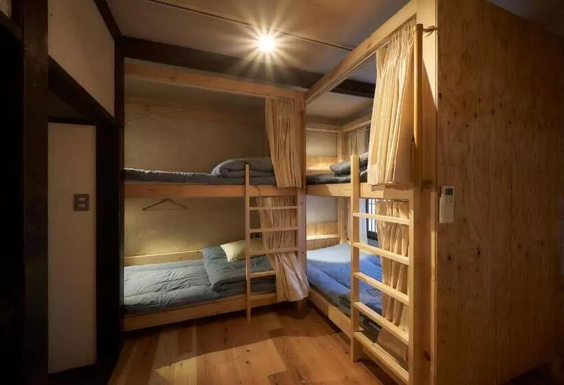 ユースホステル ちゃぶだい Guesthouse,cafe&bar