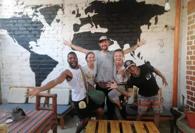 ユースホステル Wally S House Mancora