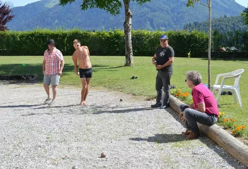 ベッドアンドブレックファースト Chambres D Hôtes Des Bauges Route 26 57