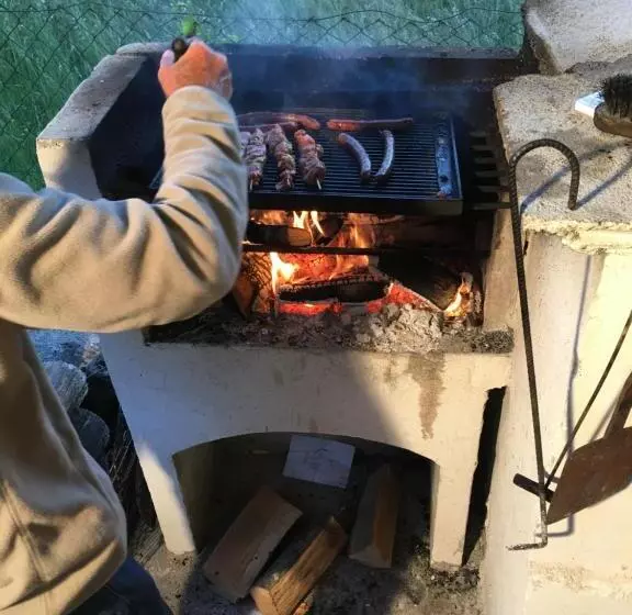 ベッドアンドブレックファースト Chambres D Hôtes Des Bauges Route 26 57