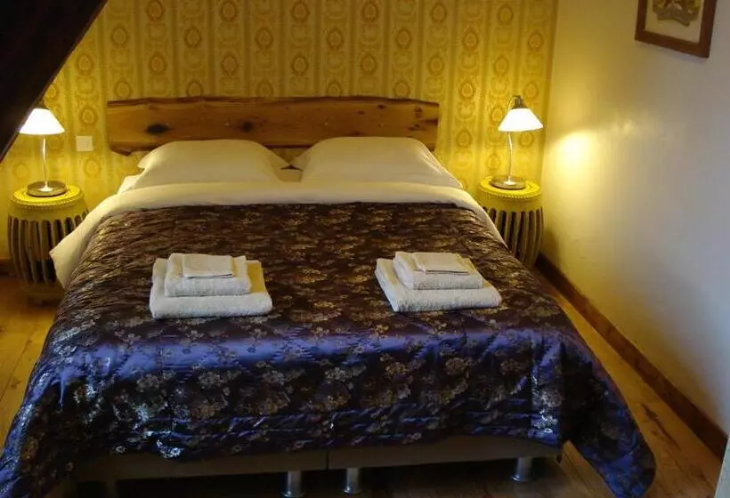 ベッドアンドブレックファースト La Maison Du Cerf