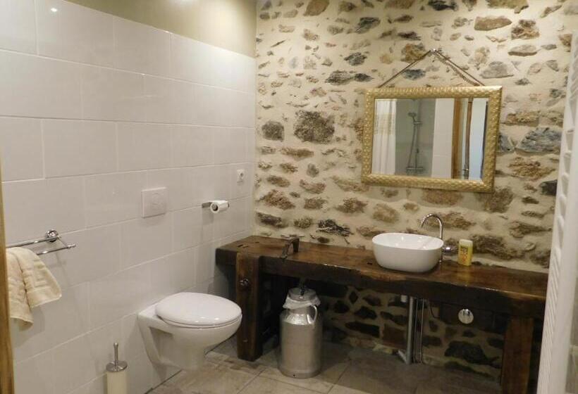 مبيت وإفطار La Maison Du Cerf