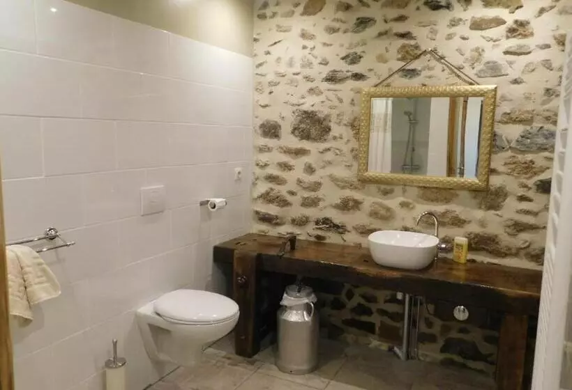 ベッドアンドブレックファースト La Maison Du Cerf