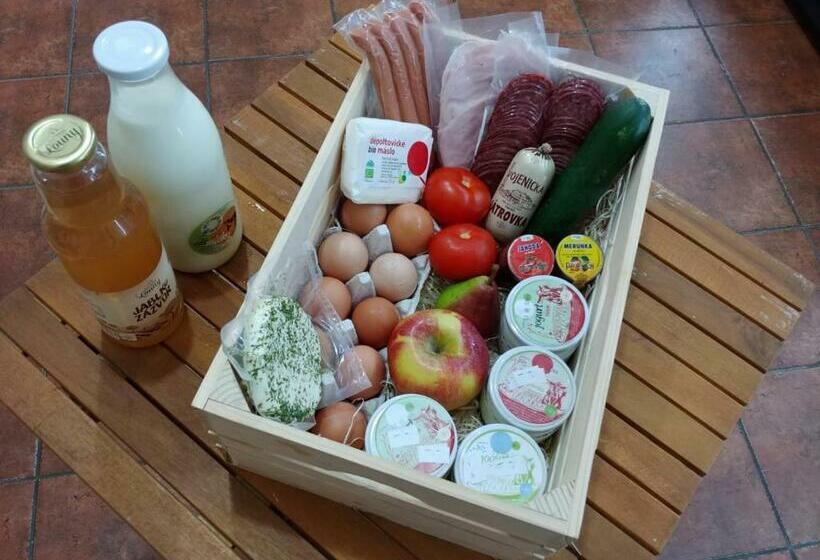 住宿加早餐 Statek Selský Dvůr