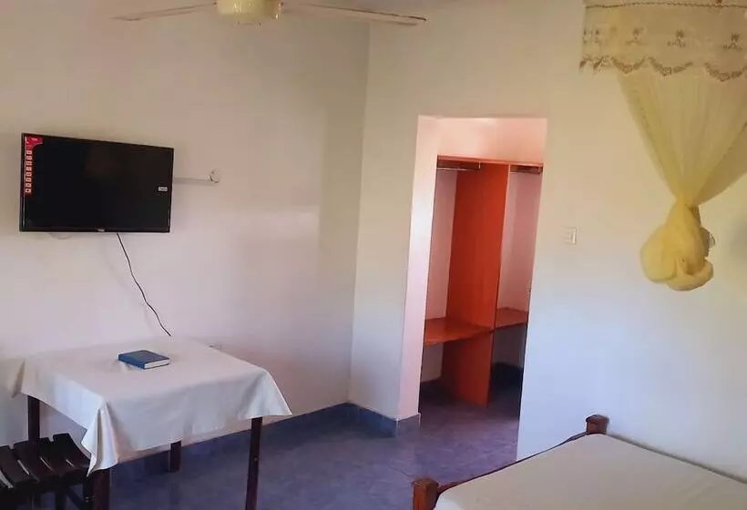 Comfy Dhows Hotel, Kilifi