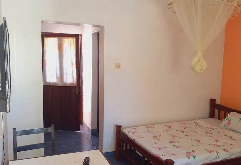 Comfy Dhows Hotel, Kilifi