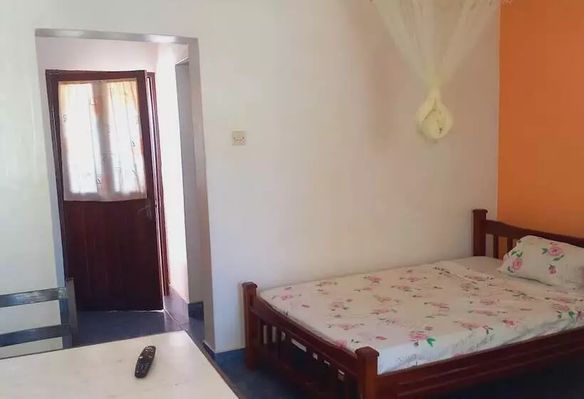 Comfy Dhows Hotel, Kilifi