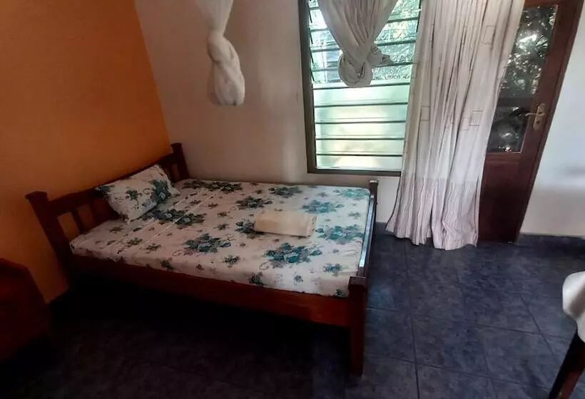 Comfy Dhows Hotel, Kilifi