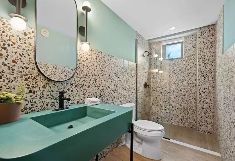 Hibird  Apartment And Suites